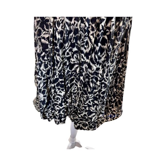 BCBGMAXAZRIA Silk Ikat Mini Dress Size 4 Black White Bubble Hem Fit & Flare - Picture 6 of 10